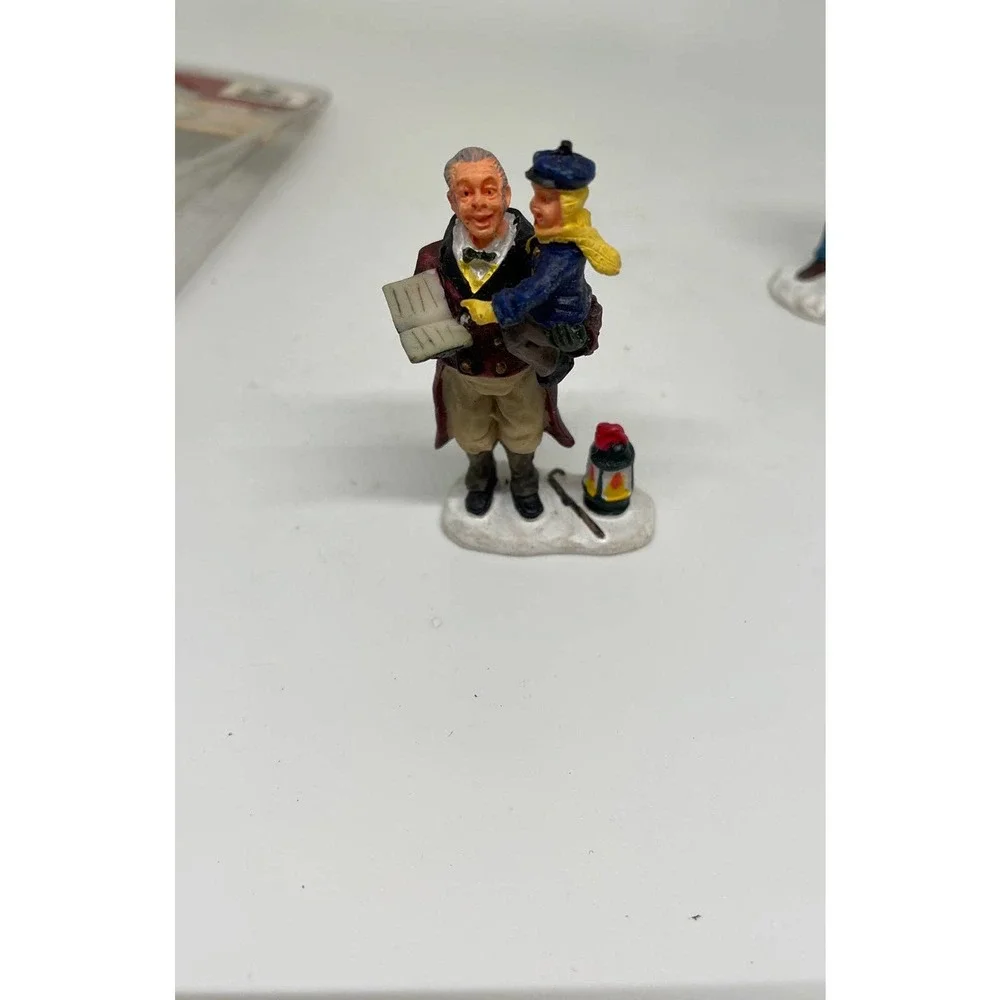 Lemax Christmas Village Accessories (4)